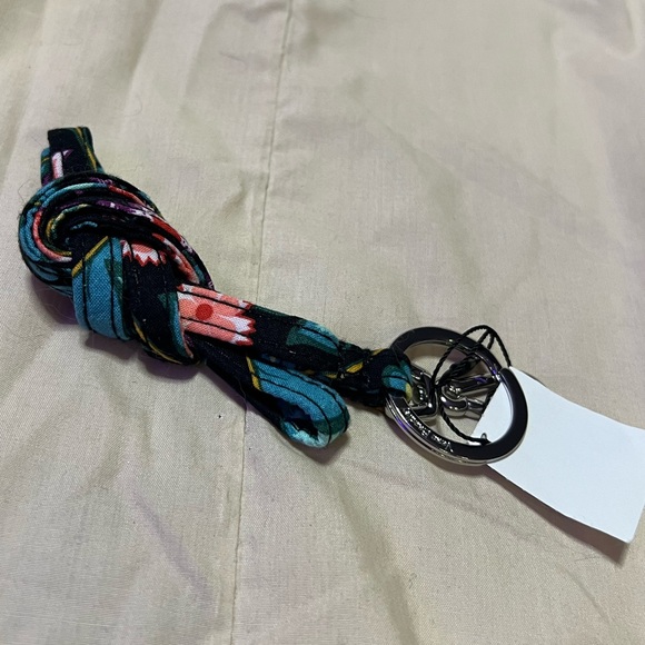 VB Iconic Lanyard - Picture 2 of 2